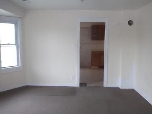 5th image of 214 S 24th Ave