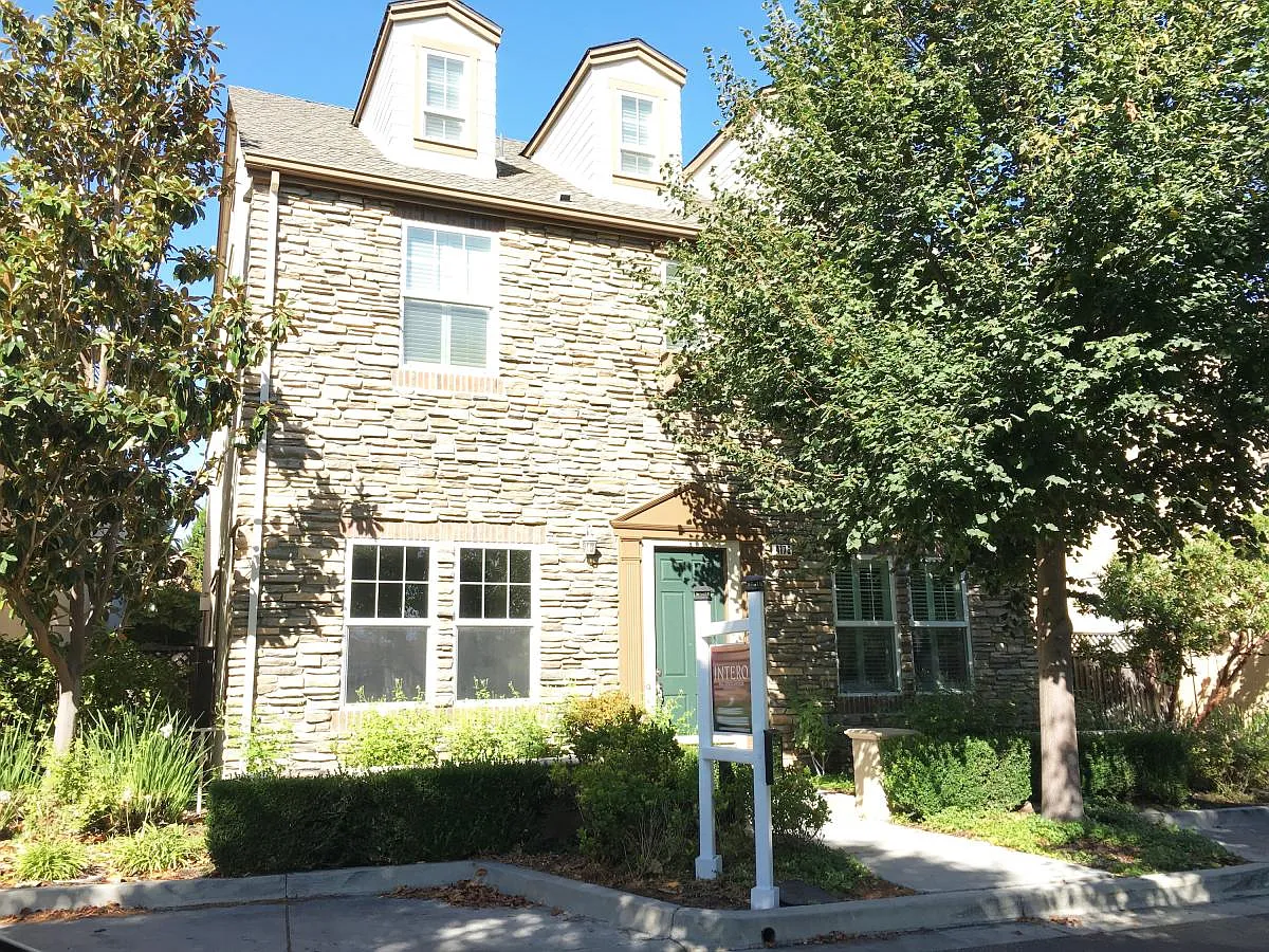 4176 Farrell Way photo 1