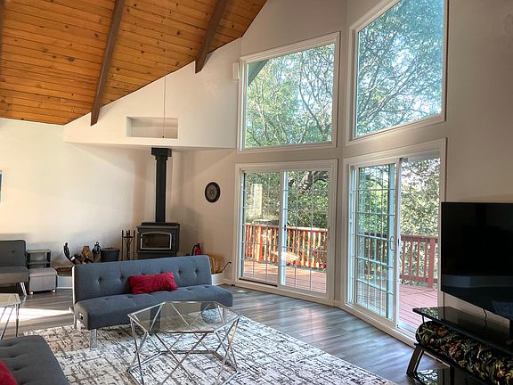 5th image of 27990 Saint Bernard Ln