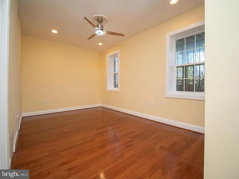 648 Newton Pl NW #2 — Photo 18