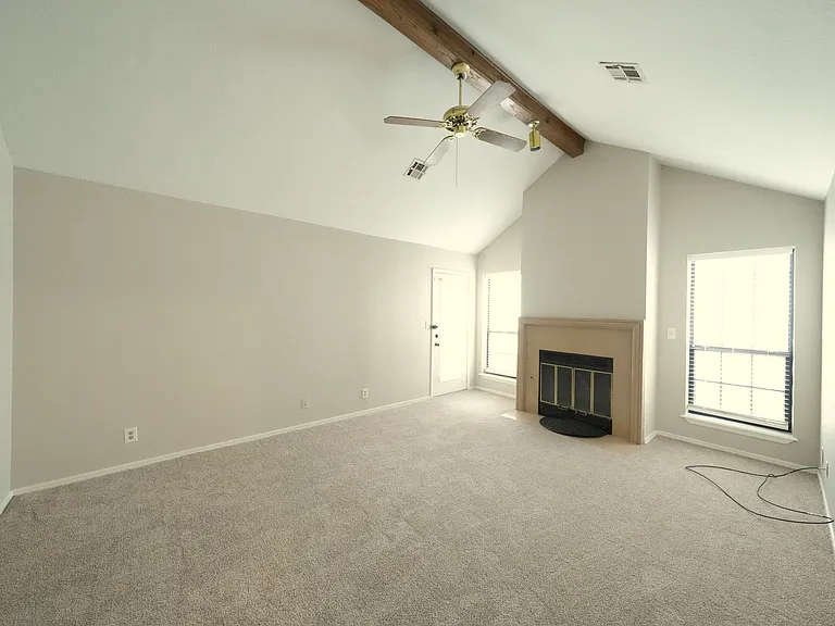6327 S 90th East Ave — Photo 2