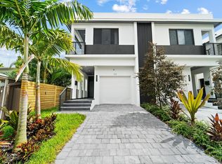 312 NE 14th Ave #B, Fort Lauderdale, FL 33301