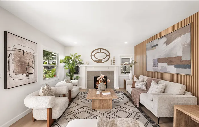 1166 N El Molino Ave — Photo 1
