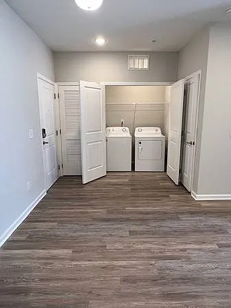 Grand Oaks Apartments — Photo 107