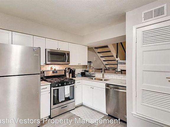 5th image of 3450 Willowrun Dr APT A