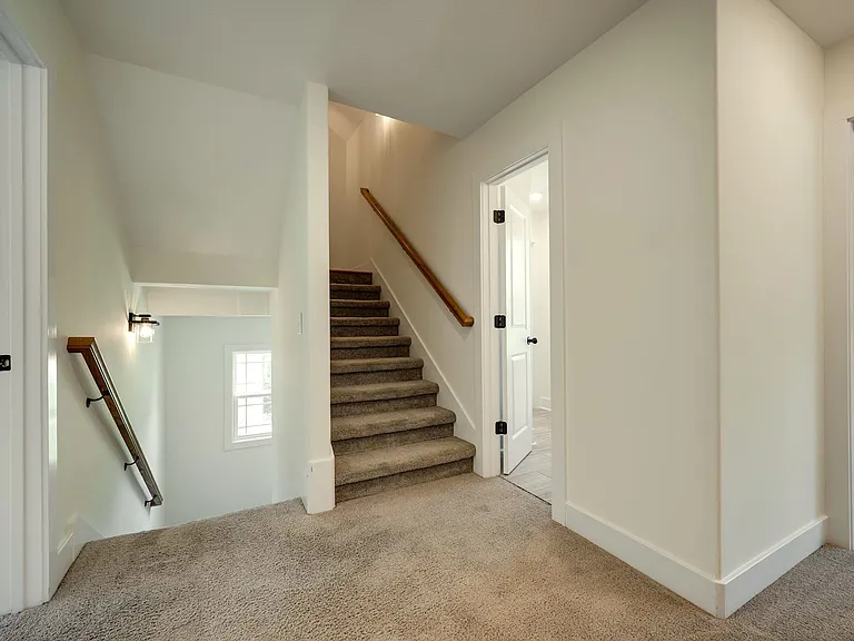 420 Stonemeadow Rd — Photo 40