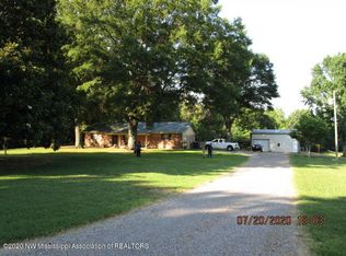1751 Bishop Rd, Crenshaw, MS 38621