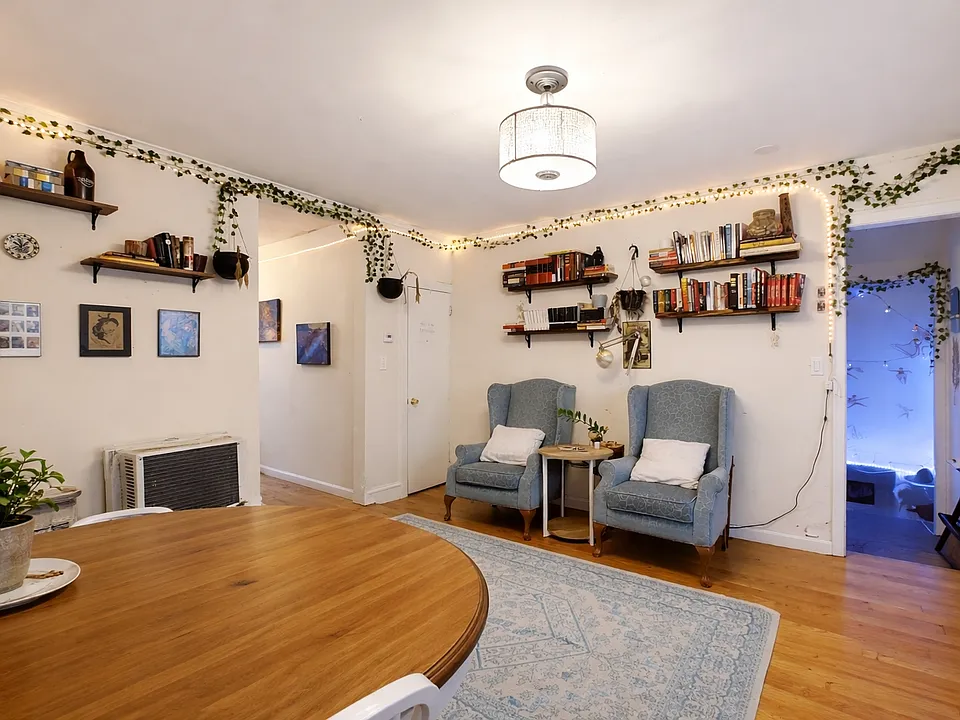9 Medford St #1B