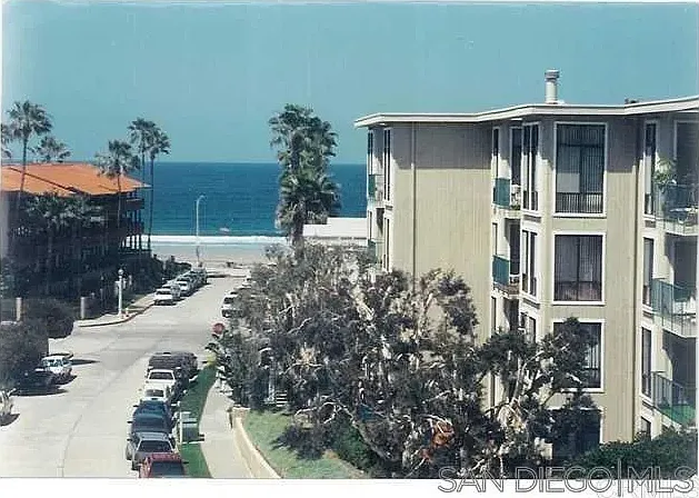 Clubdominiums — Photo 3
