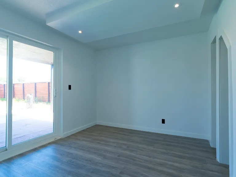 321 Cornell Dr — Photo 15