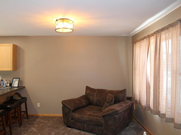4th image of 5414 Park Dr