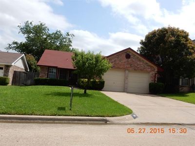 806 Foxridge Dr, Arlington, TX, 76017