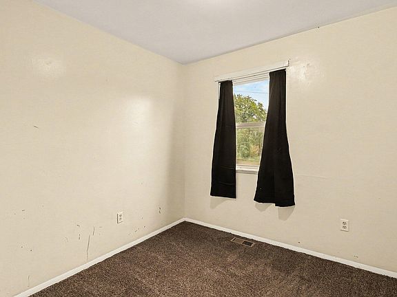 4th image of 6701 Dana Ln