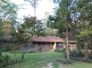 49 Cherokee Rd, Hattiesburg, MS 39402