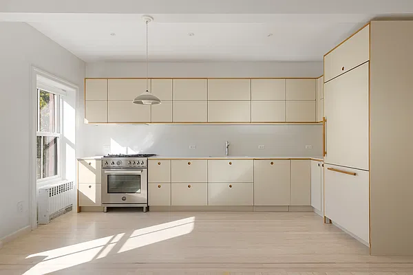Kitchen, photo 2