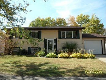 1st image of 3205 New England Dr #D