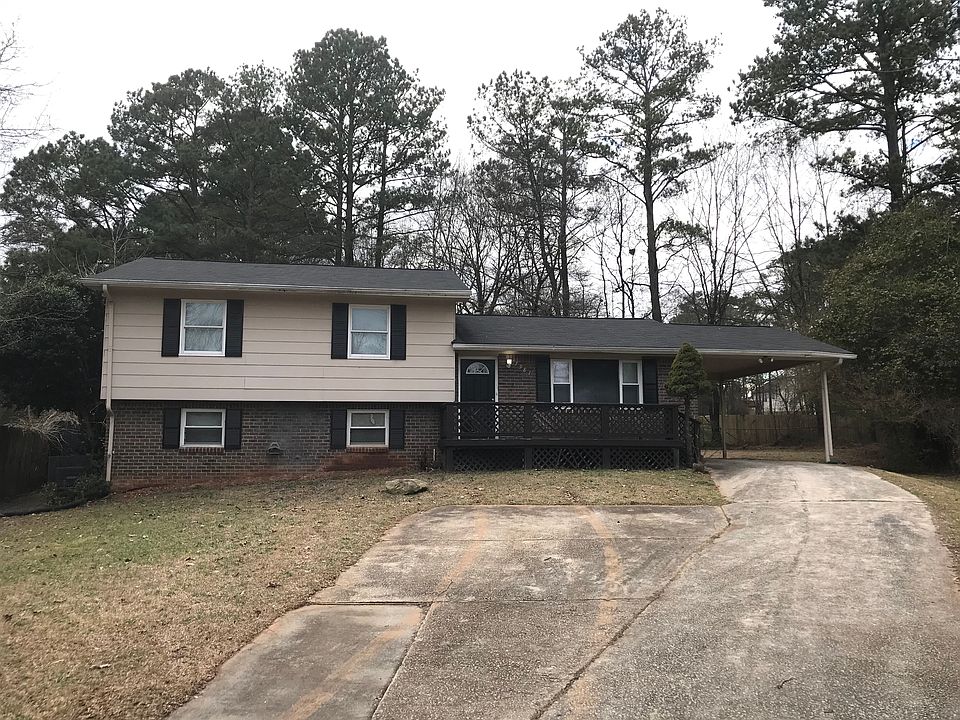 2nd image of 7981 Flanders Ct