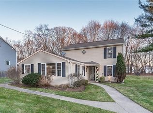 9 Rockyroad Ave, Lincoln, RI 02865