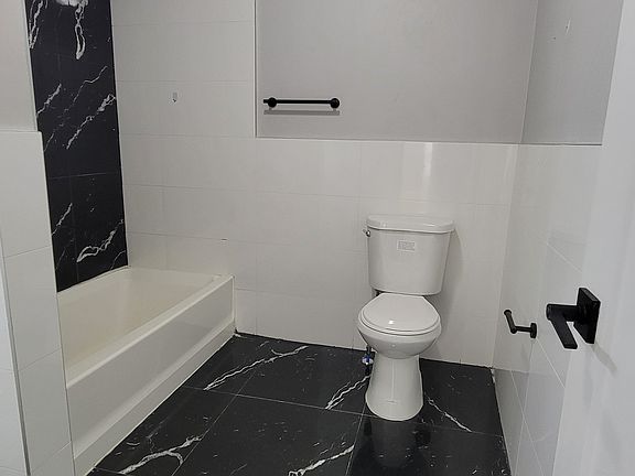 5th image of 26 Yale Ave APT 1