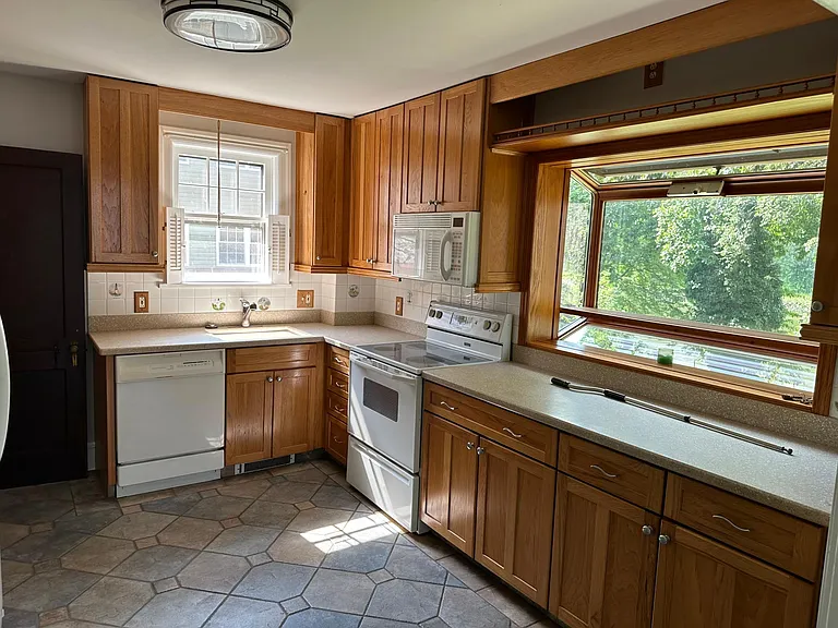 611 Neshaminy Rd — Photo 13