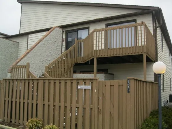 105 120th St #120B6, Ocean City, MD 21842