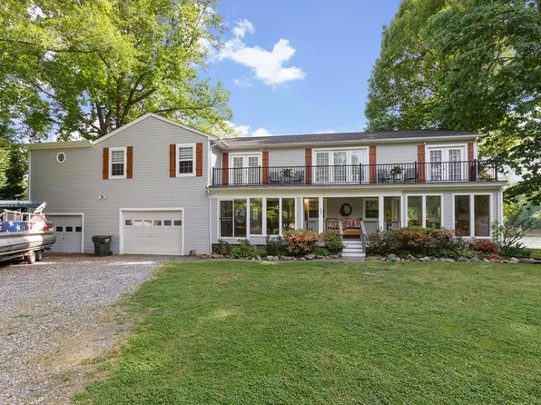 600 Riverview Rd, Montross, VA 22520