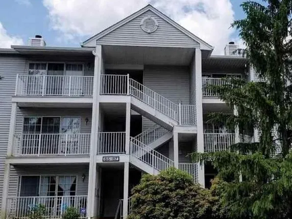 87 Rachel Ct #4524, Franklin Park, NJ 08823