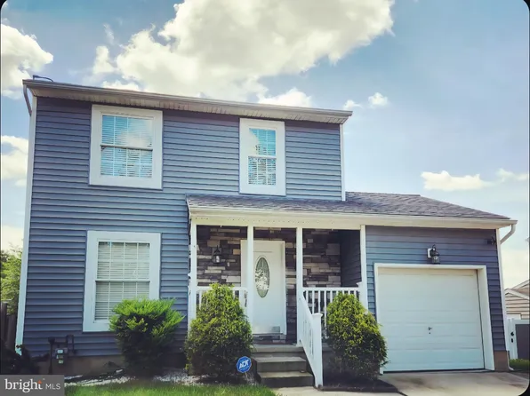 325 10th Ave, Baltimore, MD 21225