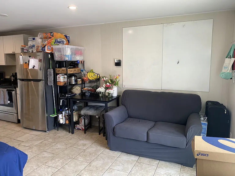 18 Imperial St #107 — Photo 2
