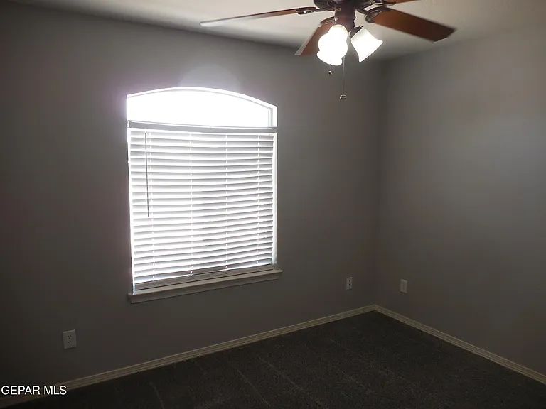 14301 Desert Orchid Dr — Photo 32