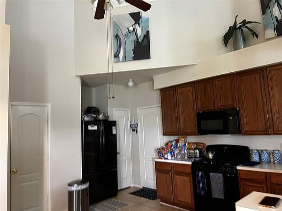 5th image of 1215 Auburn View Ln