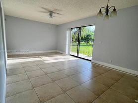 1521 Windorah Way, Royal Palm Beach, FL