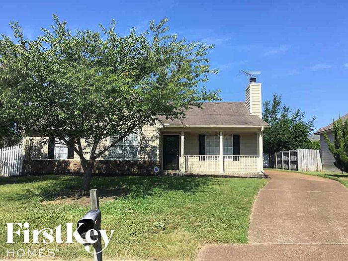 1st image of 1553 Belle Trees Dr
