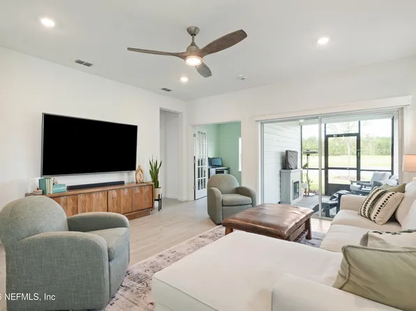 80 DOGLEG Run, St. Johns, FL 32259