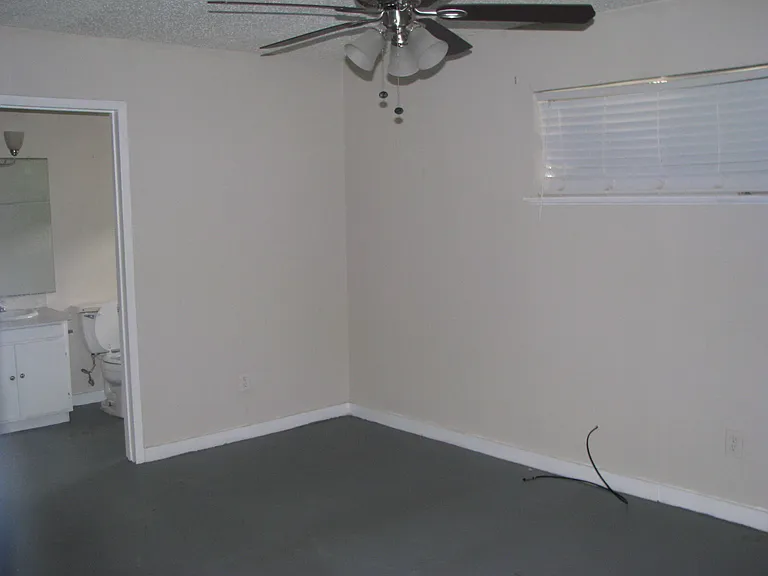 3806 Wipprecht St — Photo 10