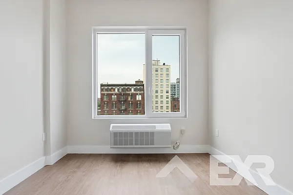 Rented by EXR | media 22