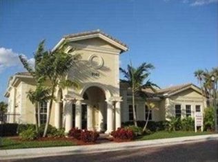 5950 Glasgow Way, Fort Lauderdale, FL 33321