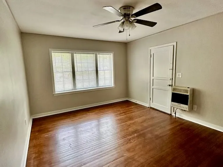 1313 Hazel St — Photo 3