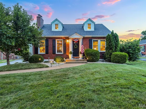 11947 Lombardy Ln, Saint Louis, MO 63128