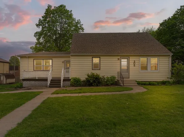 305 7th Ave W, Ellendale, MN 56026