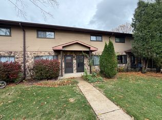 172 S Ruga Ct, Addison, IL 60101