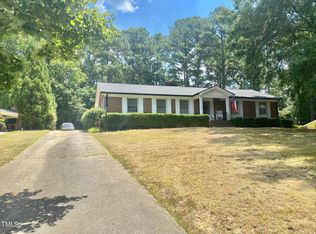 406 Hillcrest Rd, Apex, NC 27502