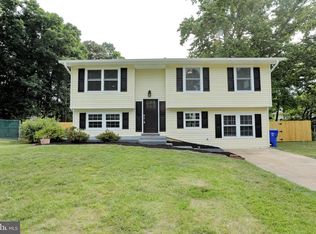 27 Marshall Rd, Waldorf, MD 20602