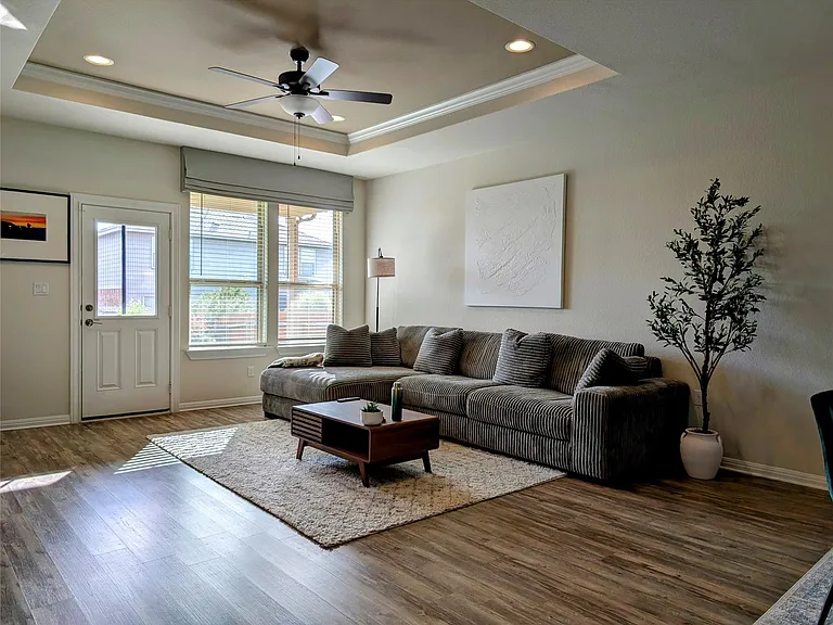 511 Hoot Owl Ln S — Photo 13