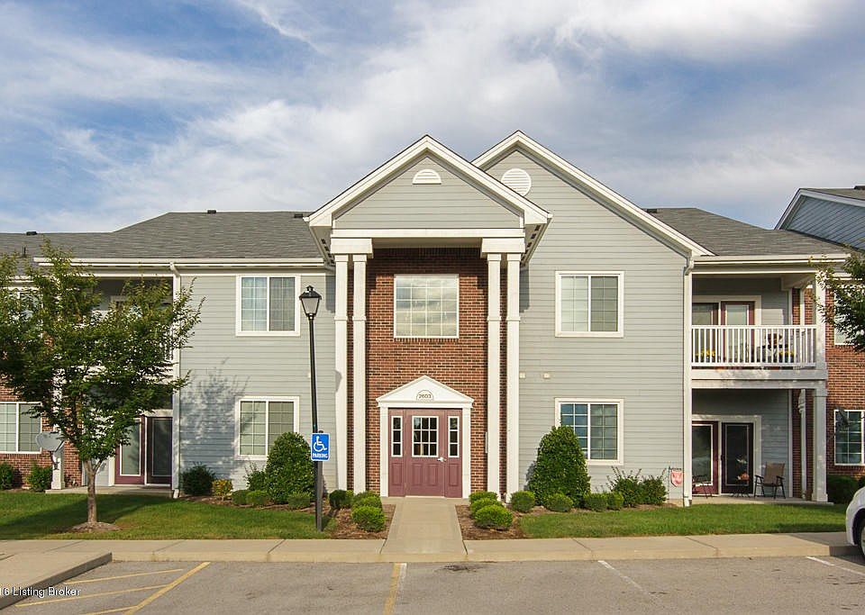 2603 Bradford Commons Dr-1