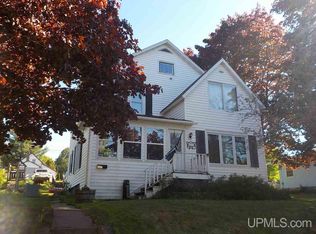 827 Harrison Ave, Crystal Falls, MI 49920