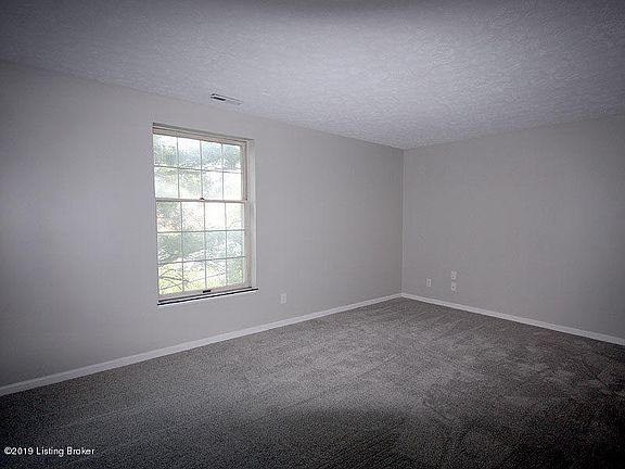 4th image of 1616 Gardiner Ln APT 200