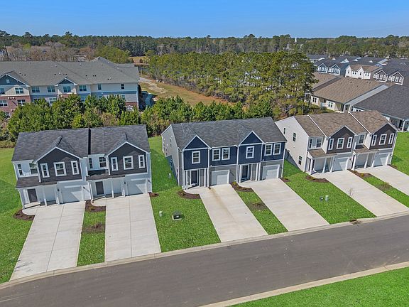 4th image of 313 Parkington Ln #86A