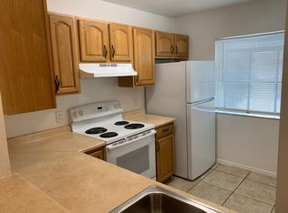 823 SW 60th Ter, Gainesville, FL 32607