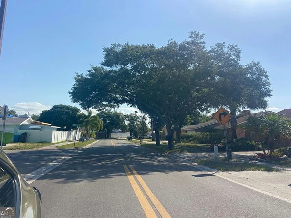 7901 Timberlane West Dr, Tampa, FL 33615
